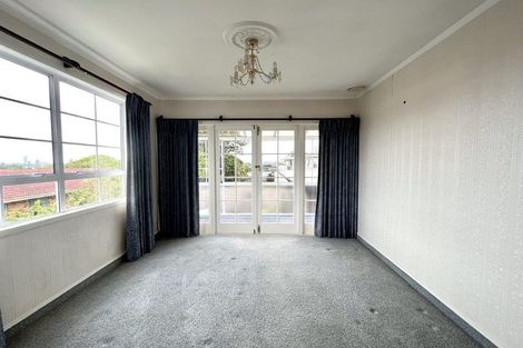 Photo of property in 56 Richards Avenue, Forrest Hill, Auckland, 0620