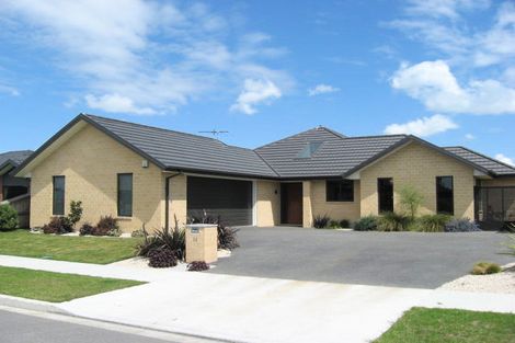 Photo of property in 32 Allison Crescent, Kaiapoi, 7630