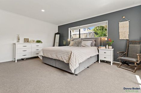 Photo of property in 13 Sunset Drive, Pukekohe, 2120