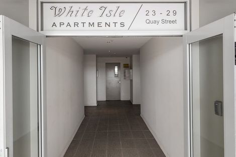 Photo of property in White Isle Apartments, 13/23 Quay Street, Whakatane, 3120