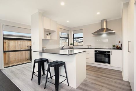 Photo of property in 50b Puhirake Crescent, Pyes Pa, Tauranga, 3112