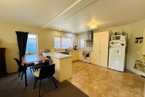 Photo of property in 1/11 Hollyford Avenue, Bryndwr, Christchurch, 8053