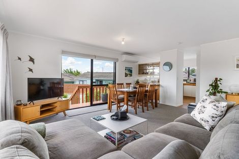 Photo of property in 2/136 Barrack Road, Mount Wellington, Auckland, 1060