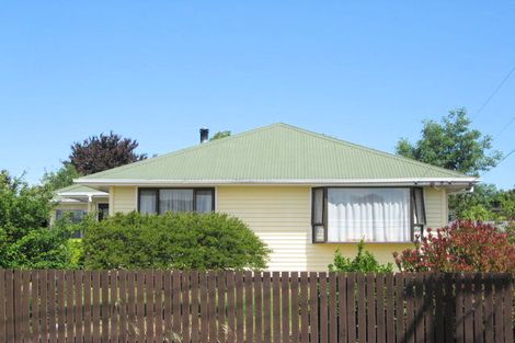 Photo of property in 20 Vancouver Crescent, Wainoni, Christchurch, 8061