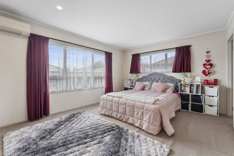 Photo of property in 14 Rugby Street, Levin, 5510