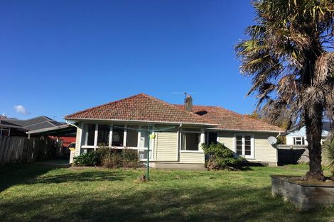 Photo of property in 117 Somerfield Street, Somerfield, Christchurch, 8024