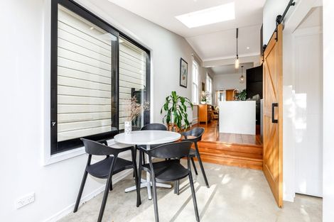 Photo of property in 104 Britomart Street, Berhampore, Wellington, 6023