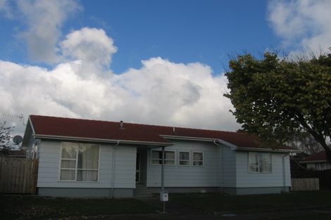 Photo of property in 23 Otaki Place, Westbrook, Palmerston North, 4412