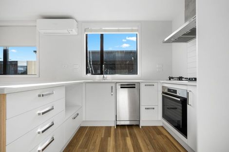 Photo of property in 2/5 Mears Road, Saint Andrews, Hamilton, 3200