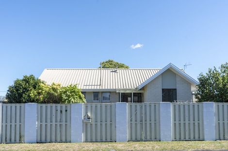 Photo of property in 12a Arkle Place, Nawton, Hamilton, 3200