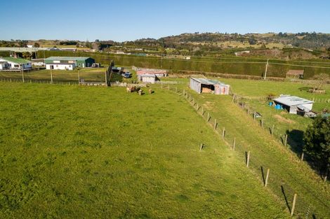 Photo of property in 28 Armstrong Road, Te Puna, Tauranga, 3174