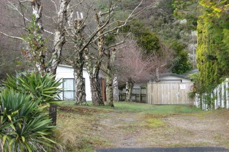 Photo of property in 21 Kenrigg Road East, Kinloch, Taupo, 3377