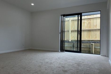 Photo of property in 40 Taikura Avenue, Red Beach, 0932