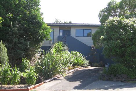 Photo of property in 6 Oldham Place, Browns Bay, Auckland, 0630