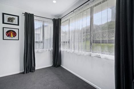 Photo of property in 70 Miramar North Road, Miramar, Wellington, 6022