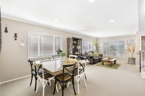 Photo of property in 30 Baverstock Road, Flat Bush, Auckland, 2016