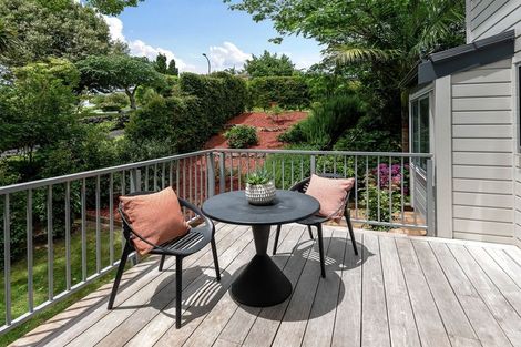 Photo of property in 19 Copperfield Terrace, Mellons Bay, Auckland, 2014