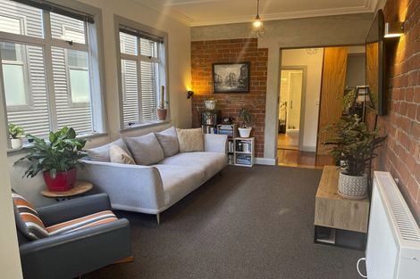 Photo of property in 98 Riddiford Street, Newtown, Wellington, 6021