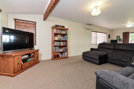 Photo of property in 11 Reeves Close, Fairview Downs, Hamilton, 3214