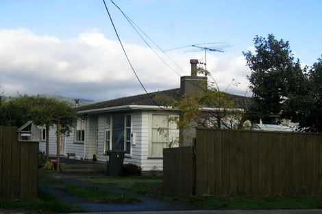 Photo of property in 14 Walton Road, Paraparaumu Beach, Paraparaumu, 5032