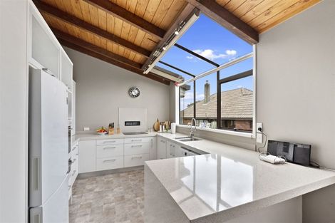 Photo of property in 1/25 Park Rise, Campbells Bay, Auckland, 0630