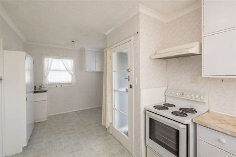 Photo of property in 33 Rugby Street, Levin, 5510