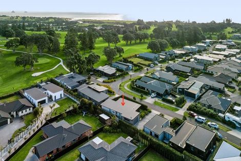 Photo of property in 5 Kotare Drive, Waiwhakaiho, New Plymouth, 4312