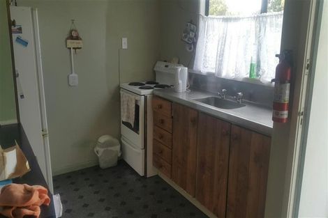 Photo of property in 14 Mile Place, Henderson, Auckland, 0612