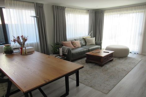 Photo of property in 6 Desert Gold Lane, Wallaceville, Upper Hutt, 5018