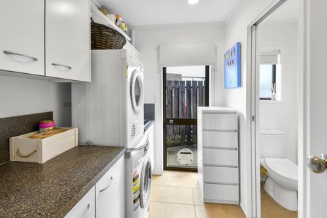 Photo of property in 34a Landscape Road, Pukekohe, 2120