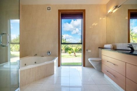Photo of property in 338 Old North Road, Kumeu, 0892