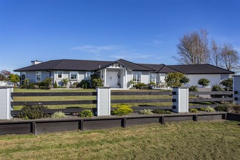 Photo of property in 29 Northside Drive, Waikuku, Rangiora, 7473