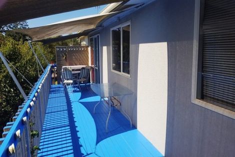 Photo of property in 1/29 Katrina Place, Massey, Auckland, 0614