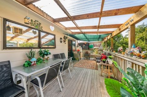 Photo of property in 6 Edmund Lomas Grove, Birchville, Upper Hutt, 5018