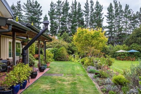 Photo of property in 1789 State Highway 2, Kaitoke, Upper Hutt, 5018