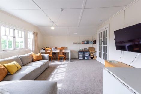 Photo of property in 17 Rhodes Street, Waimate, 7924