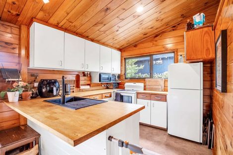 Photo of property in 27 Ray Small Drive, Papakura, 2110