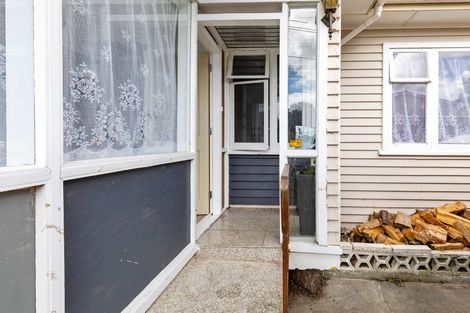 Photo of property in 11 Russell Road, Wainuiomata, Lower Hutt, 5014