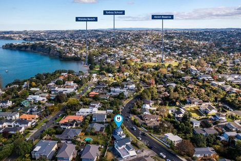 Photo of property in 2/953 Beach Road, Torbay, Auckland, 0630