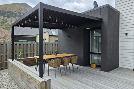 Photo of property in 39 Red Cottage Drive, Lake Hayes, Queenstown, 9304