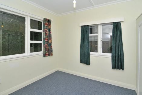 Photo of property in 26 Farnham Street, Mornington, Wellington, 6021