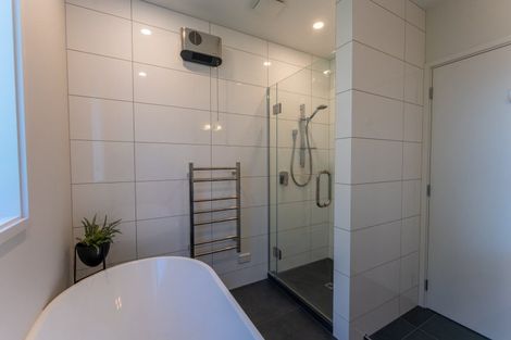 Photo of property in 174 Douglas Street, Highfield, Timaru, 7910