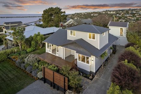 Photo of property in 87 Saint Andrews Hill Road, Mount Pleasant, Christchurch, 8081
