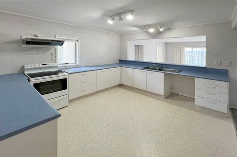 Photo of property in 76 Marellen Drive, Red Beach, 0932