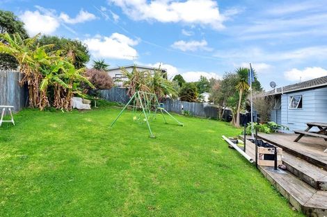 Photo of property in 8 Arde Place, Massey, Auckland, 0614
