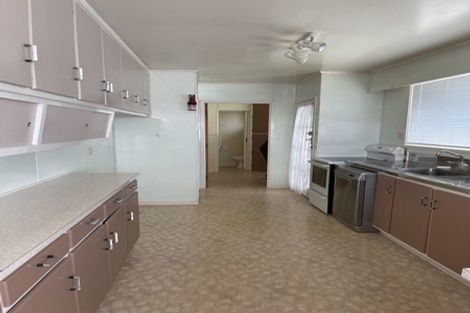 Photo of property in 336 Royal Road, Massey, Auckland, 0614