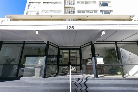 Photo of property in 31/125 Grant Road, Thorndon, Wellington, 6011