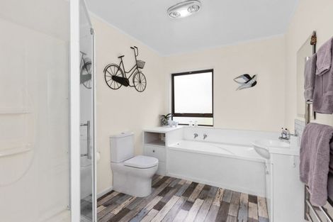 Photo of property in 15 Hornsey Road, Bluff Hill, Napier, 4110