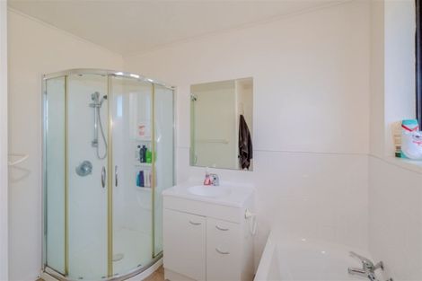 Photo of property in 1/208 Grimseys Road, Redwood, Christchurch, 8051