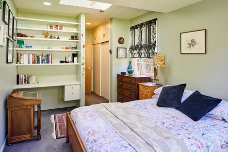 Photo of property in 96 Muritai Road, Eastbourne, Lower Hutt, 5013